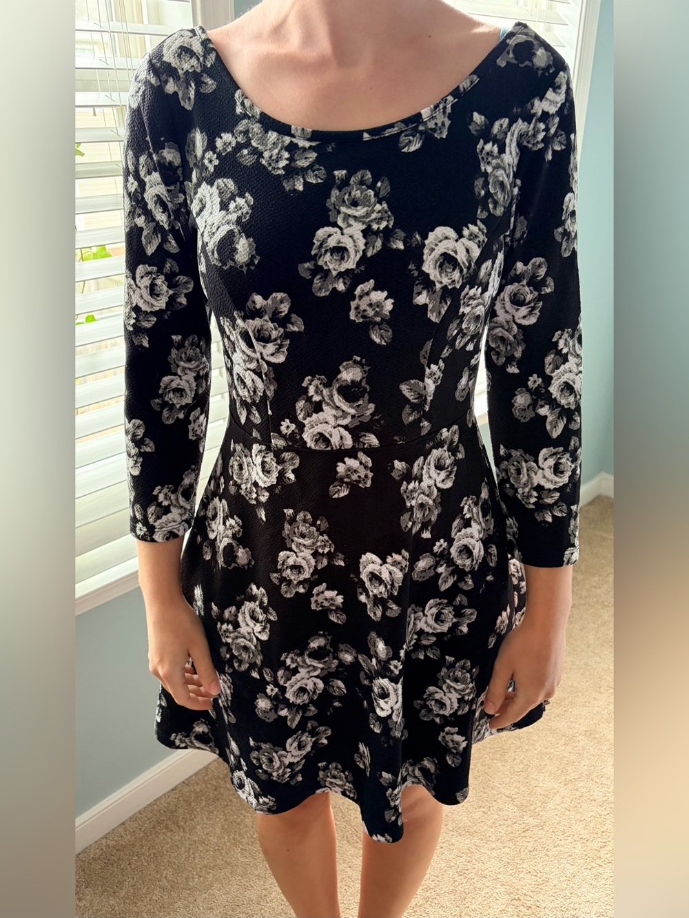 Y2K Bongo Black & White Floral Fit & Flare Skater Dress Size Medium